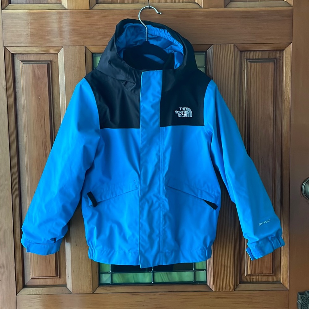 EUC The North Face Winter Jacket w/zip out fleece